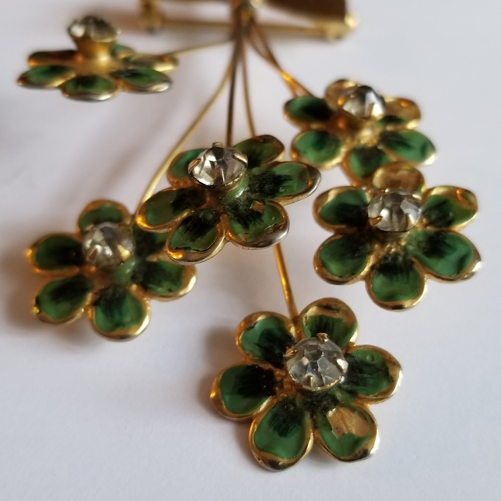Relisted- vintage green flower bouquet brooch enamel gold tone floral pin - Picture 5 of 12
